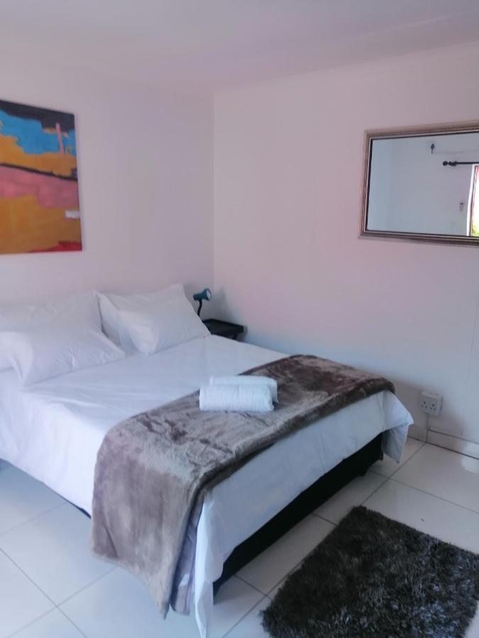 Niilo'S Guesthouse Rundu Eksteriør bilde